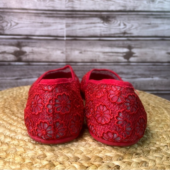 Bongo Women's Red Crochet Flower Cut Out Round Toe Flat Shoes Size 10 Vintage - Picture 6 of 12